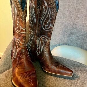 Ariat Woman's Legend Western Cowgirl Boots Brown Leather Size 7.5 - Worn 1 Time